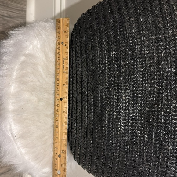 Ysatis de Givenchy Straw Raffia Beach Tote Bag - Picture 7 of 7